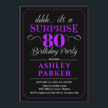 Invitación Surprise 80th Birthday Party - Black Purple<br><div class="desc">Sorpresa 80.ª Invitación a la fiesta de cumpleaños. Diseño sencillo y elegante en blanco y negro. Presenta una fuente de script elegante. Celebración sorpresa de cumpleaños para hombre o mujer. ¡Se puede personalizar en cualquier edad!</div>