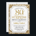 Invitación Surprise 80th Birthday Party - Gold White<br><div class="desc">Invitación a la celebración de cumpleaños número 80 de sorpresa. Elegante diseño elegante en tonos blanco y purpurina. Presenta una fuente de script elegante. Mándame un mensaje si necesitas más personalización.</div>