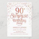 Invitación Surprise 90th Birthday Party - Rosa Gold & White<br><div class="desc">Sorpresa 90.ª Invitación a la fiesta de cumpleaños. Elegante diseño de rosa blanco y falso purpurina. Presenta un diseño elegante de tipo de letra y letra de guión. Mándame un mensaje si necesitas edad personalizado.</div>