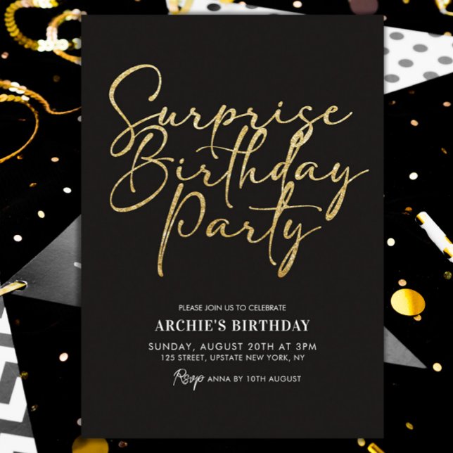 Invitación Surprise Birday Party Elegant Black & Gold (it's a surprise invitation template gold glitter black and gold modern )