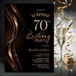 Invitación Surprise Black Naranja 70th Birthday Party<br><div class="desc">Esta moderna invitación de 70 años, negra y naranja, marca el tono perfecto para un fiesta sorpresivo. Personalice fácilmente su invitación con el nombre del invitado, los detalles del fiesta y la información del lugar en sólo unos pocos clics. Podrás crear una noche llena de amor, risas y recuerdos preciados...</div>