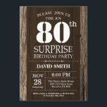 Invitación Surprise Rustic 80th Birthday Invitation<br><div class="desc">Sorpresa Rustic 80th Birthday Invitation con un fondo rústico de madera. Vintage Retro Country. Cumpleaños de adultos. Cumpleaños de hombres o mujeres. Invite a un niño o a una Chica. 13.º 15.º 16.º 18.º 20.21.30.40.50.60.70.80.90.100. Cualquier edad. Para una mayor personalización, haga clic en el botón "Personalizar" y utilice nuestra herramienta...</div>