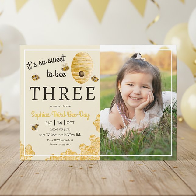 Invitación Sweet to Bee Three Honeycomb 3rd Birthday Photo (Subido por el creador)