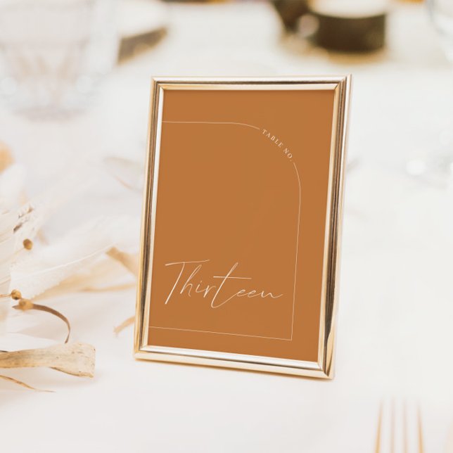 Invitación Tabla De Arco Boho Brunt Naranja Trece Número De T (Boho Brunt Orange Arch Table Thirteen Table Number)