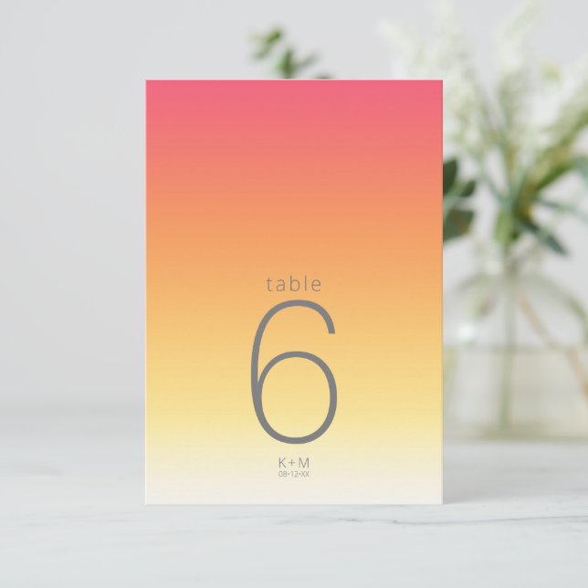 Invitación Tabla de Boda de degradado de modo verano caliente (Anverso de pie)