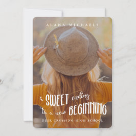 Invitación Taupe de la fiesta de graduación de 2023