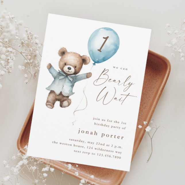 Invitación Teddy Bear Boys Primer Fiesta de cumpleaños (Teddy Bear Blue Balloon Boys 1st Birthday Party Invitation)