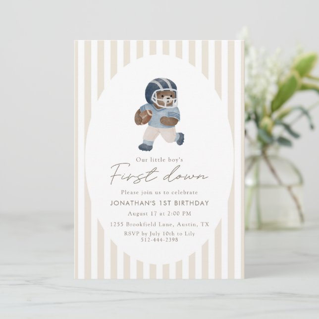 Invitación Teddy bear First Down Football First Birthday (Anverso de pie)