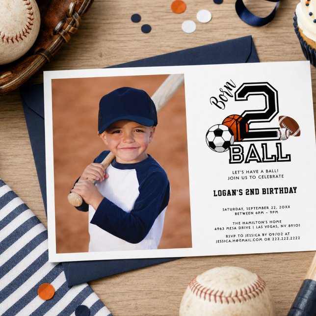 Invitación Tema de Deportes Born 2 Ball Cumpleaños de Niño 2  (Born 2 Ball Sports Theme Boy’s 2nd Birthday Party Invitation)