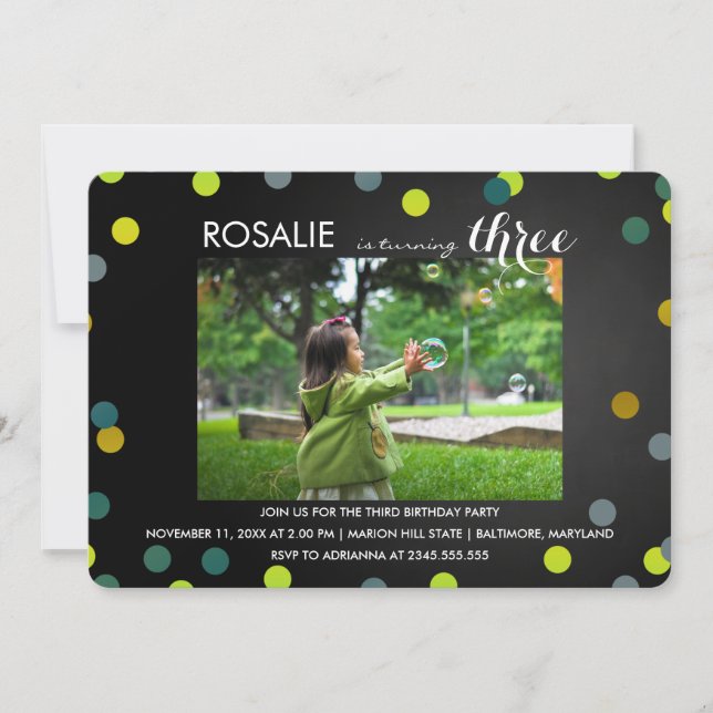 Invitación Tercer cumpleaños| Chalkboard Confetti Photo (Anverso)