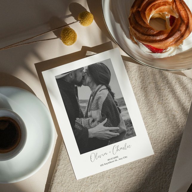 Invitación Texto simple y elegante y foto del Boho Guardar la (Simple Elegant Text and Boho Photo Save the Date Invitation)