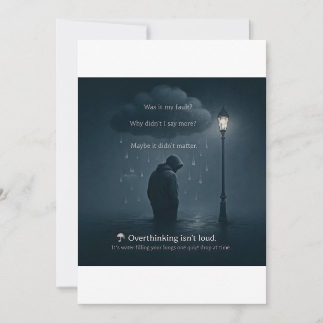 Invitación The Quiet Spiral – Realistic Overthinking Tee (Anverso)