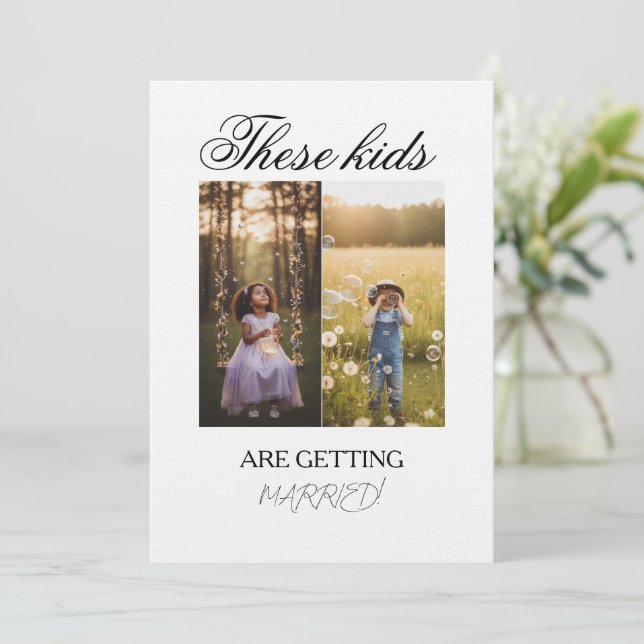 Invitación These Kids Are Getting Married Sign These Kids Are (Anverso de pie)