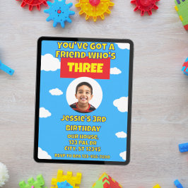 Invitación Tienes un amigo que tiene 3 años, imagen de cumple