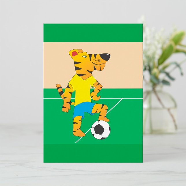 Invitación Tigre jugando fútbol (Subido por el creador)