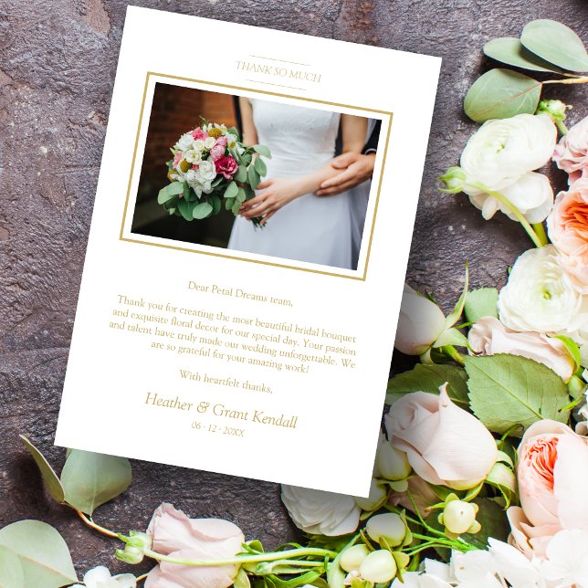 Invitación Timeless Elegance Faux Gold Details Wedding Thanks (Timeless Elegance Customizable Thank You Card with Faux Gold Details Celebrate gratitude.)