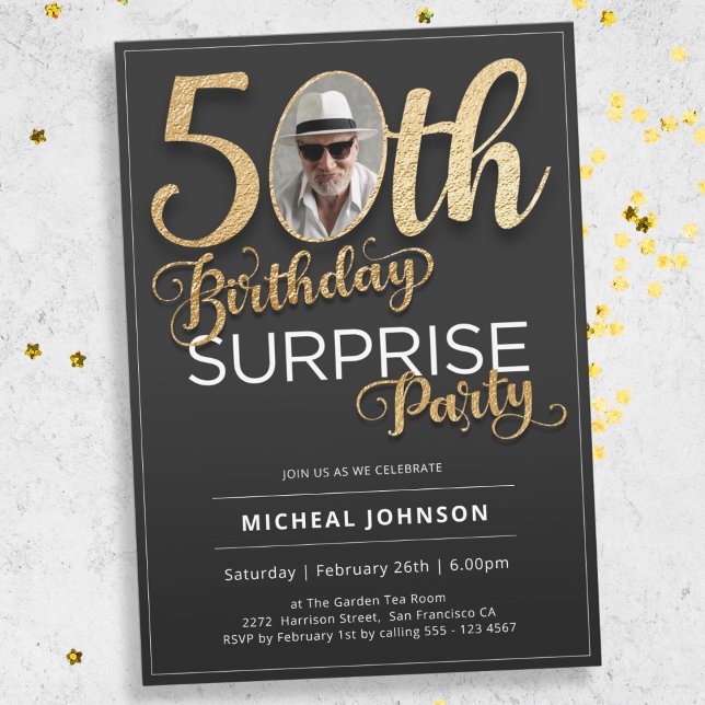 Invitación Tipografía de oro negro: Sorpresa 50 cumpleaños (Mockup View)