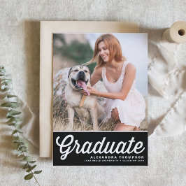 Invitación Tipografía Negra Retro en Negrita Foto Graduación