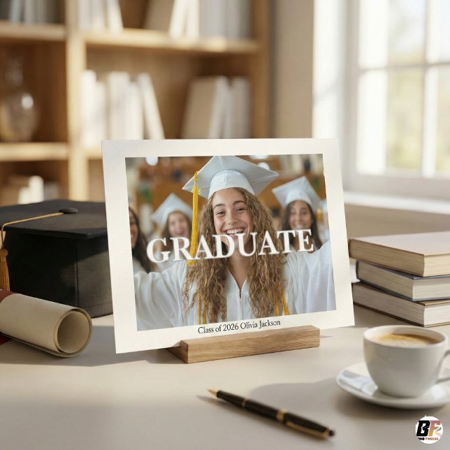 Invitación Tipografía Negrita Moderna Foto Clase Graduada de  (Subido por el creador)