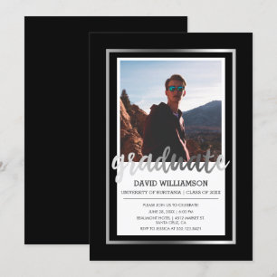 Invitación Tipografía plateada y negra Partido de Graduació