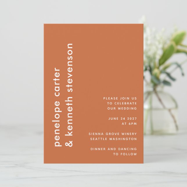 Invitación Tipografía simple moderna | Boda Naranja quemado (Anverso de pie)