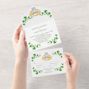 Invitación Todo En Uno Anillo tradicional irlandés de ruedas y rocas de c