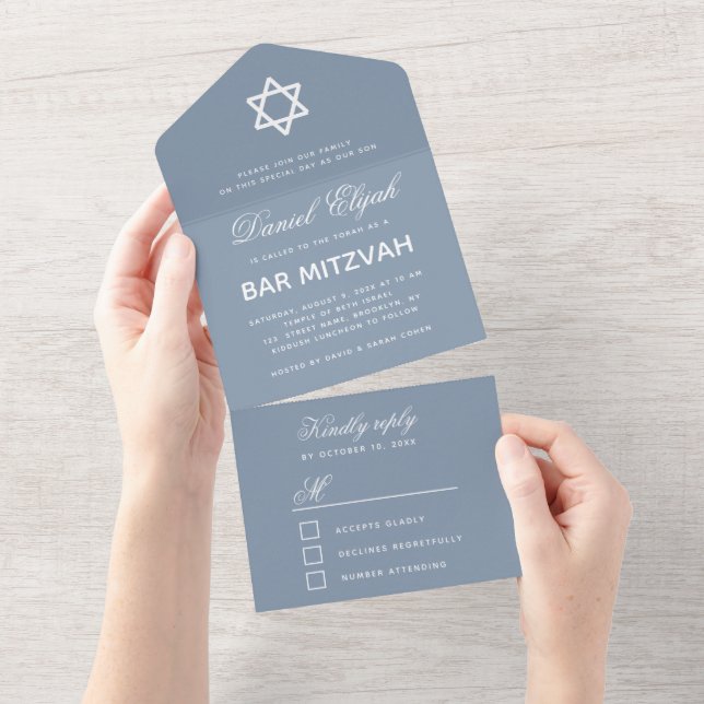 Invitación Todo En Uno Bar Mitzvah Moderno Dusty Azul Sencillo guión Blan (desgarro)