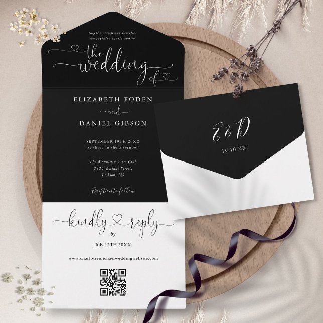 Invitación Todo En Uno Boda de código QR en blanco y negro (Script Hearts Black And White QR Code Wedding All In One Invitation)