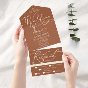 Invitación Todo En Uno Boda de guiones de caligrafía de terracota y crema