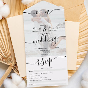 Invitación Todo En Uno Boda de guiones de las iniciales en blanco negro f