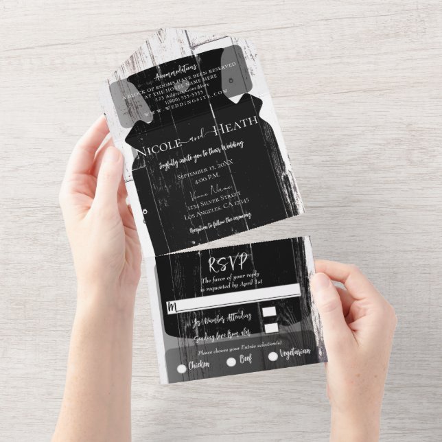 Invitación Todo En Uno Boda de la casa de campo de madera blanca Pitcher  (desgarro)