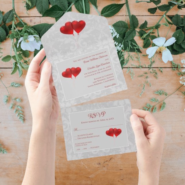 Invitación Todo En Uno Boda de los globos del corazón rojo (Red Heart Balloons Wedding All in One Invitation)