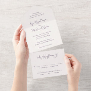 Invitación Todo En Uno Boda elegante con letra manuscrita púrpura moderna