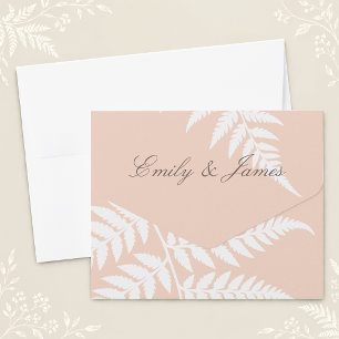 Invitación Todo En Uno Boda elegante de melocotón suave y helecho blanco
