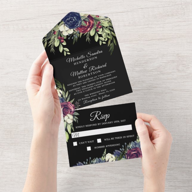 Invitación Todo En Uno Boda Floral Oscuro Y Moody Todo En Uno (desgarro)