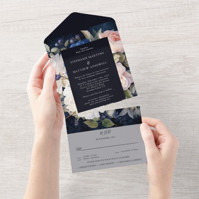 Invitación Todo En Uno Boda floral rosa Rubor con polvo azul marino (desgarro)