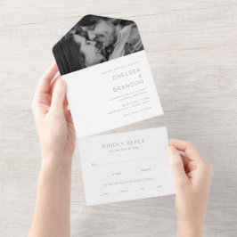 Invitación Todo En Uno Boda moderna con foto de monograma azul polvorient