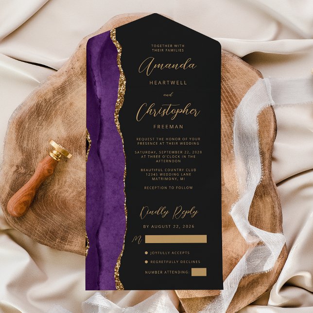 Invitación Todo En Uno Boda oscura de ágata púrpura oro script (Subido por el creador)