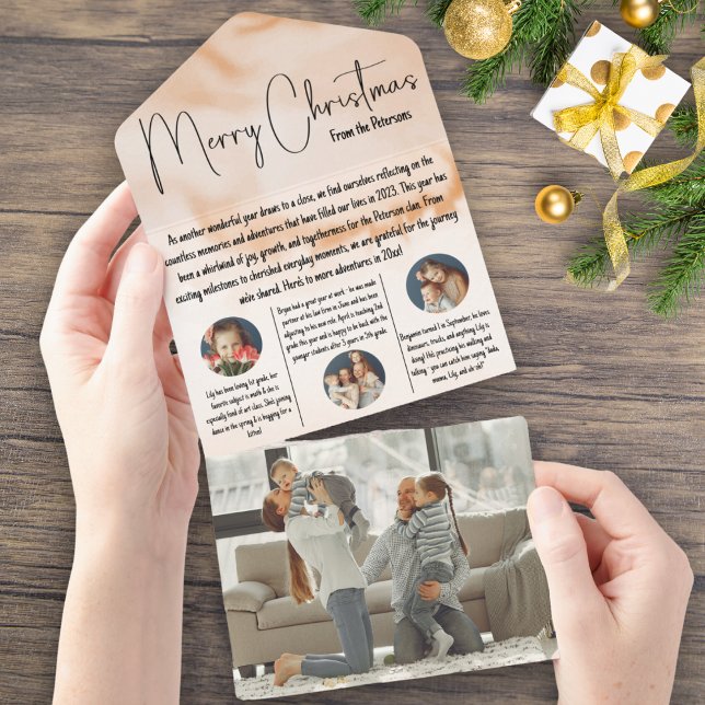 Invitación Todo En Uno Boletín de la familia de revisión anual de Navidad (merry christmas year in review happy holiday new year card modern terracotta watercolor photo family)