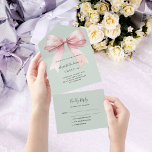 Invitación Todo En Uno Bow sage color rosa verde dulce 16 rsvp<br><div class="desc">Un fondo verde salado,  decorado con un gran arco rosado. Personalice y agregue nombres,  detalles del fiesta,  fecha RSVP,  dirección de devolución y nombre.</div>