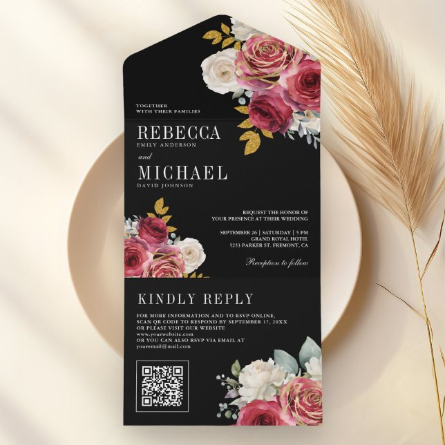 Invitación Todo En Uno Burgundy Red Roses Floral QR Code Black Wedding (Subido por el creador)