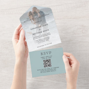 Invitación Todo En Uno Código QR de Boda de Playa Elegante en Azul Polvor
