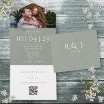 Invitación Todo En Uno Código QR de fecha de boda con foto en verde salvi<br><div class="desc">Una elegante invitación de boda minimalista en verde salvia todo en uno que incluye tu foto,  fecha especial y detalles de la boda en tipografía clásica y chic. La invitación incluye una tarjeta RSVP perforada con el código QR de tu sitio web de boda y detalles. Diseñado por Thisisnotme©</div>