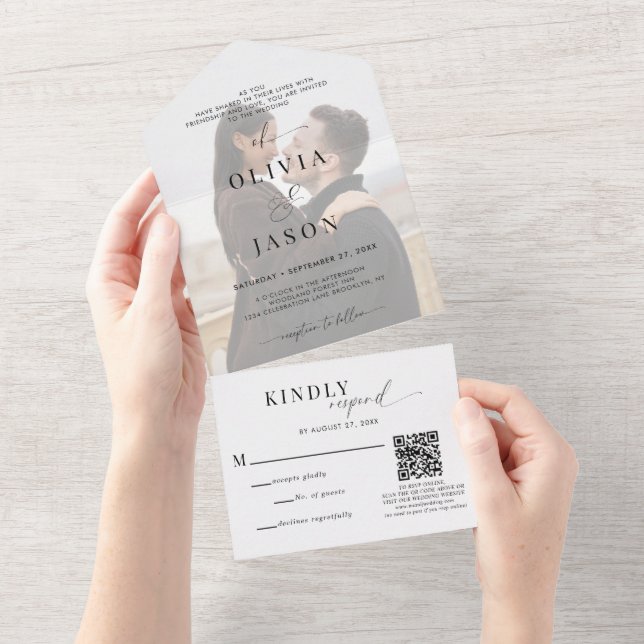 Invitación Todo En Uno Código QR Guión romántico Boda de fotografías en b (desgarro)