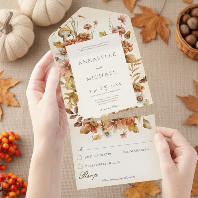 Invitación Todo En Uno Crema de flores silvestres rusas de núcleo de algo (Subido por el creador)