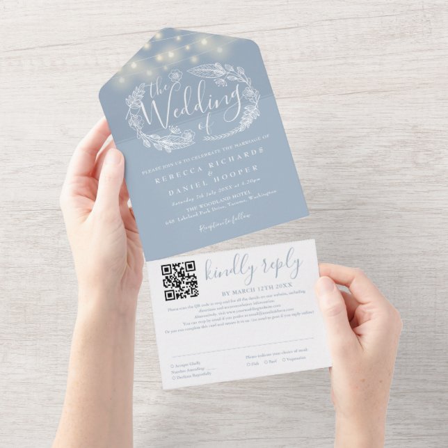 Invitación Todo En Uno Dusty Blue String Lights QR Code Boda (desgarro)