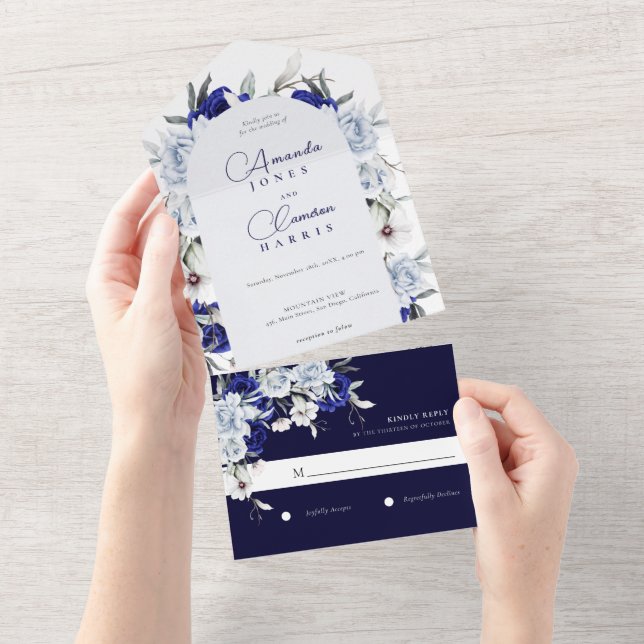 Invitación Todo En Uno Elegante Boda del arco floral de la Marina Azul (desgarro)