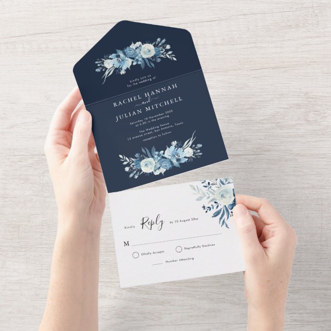 Invitación Todo En Uno elegante boda floral azul marino (desgarro)