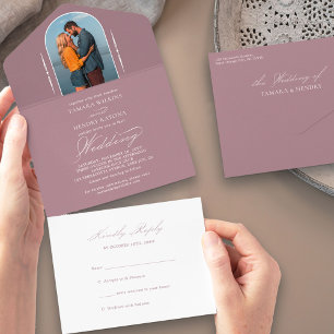 Invitación Todo En Uno Elegante Caligrafía Rosa Polvoriento Foto RSVP Bod