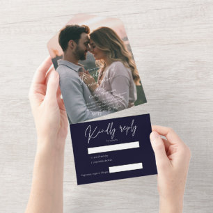 Invitación Todo En Uno Elegante foto moderna de boda de la marina oscura